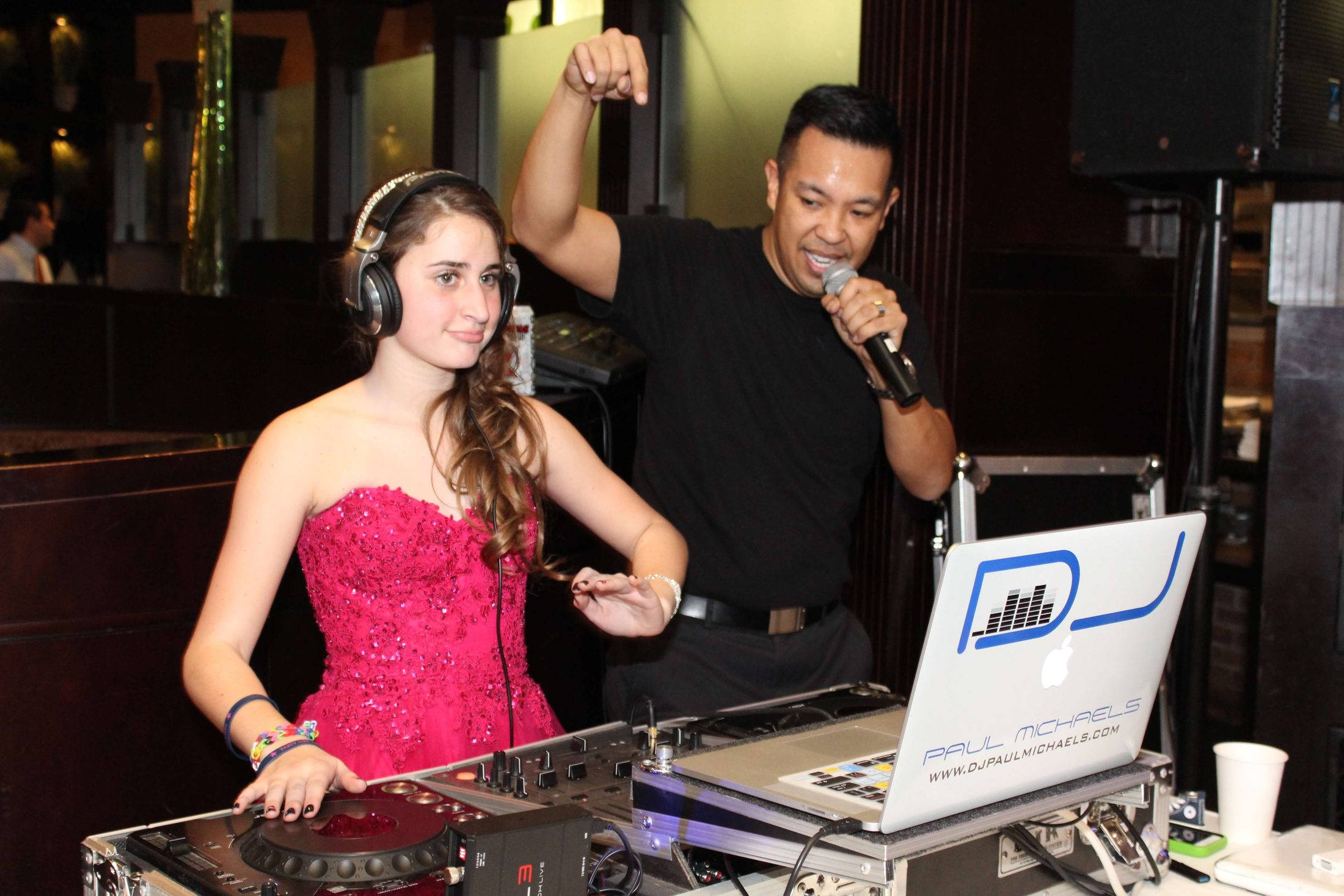 Carlucci Downers Grove Bat Mitzvah Jewish Party Cover Pic