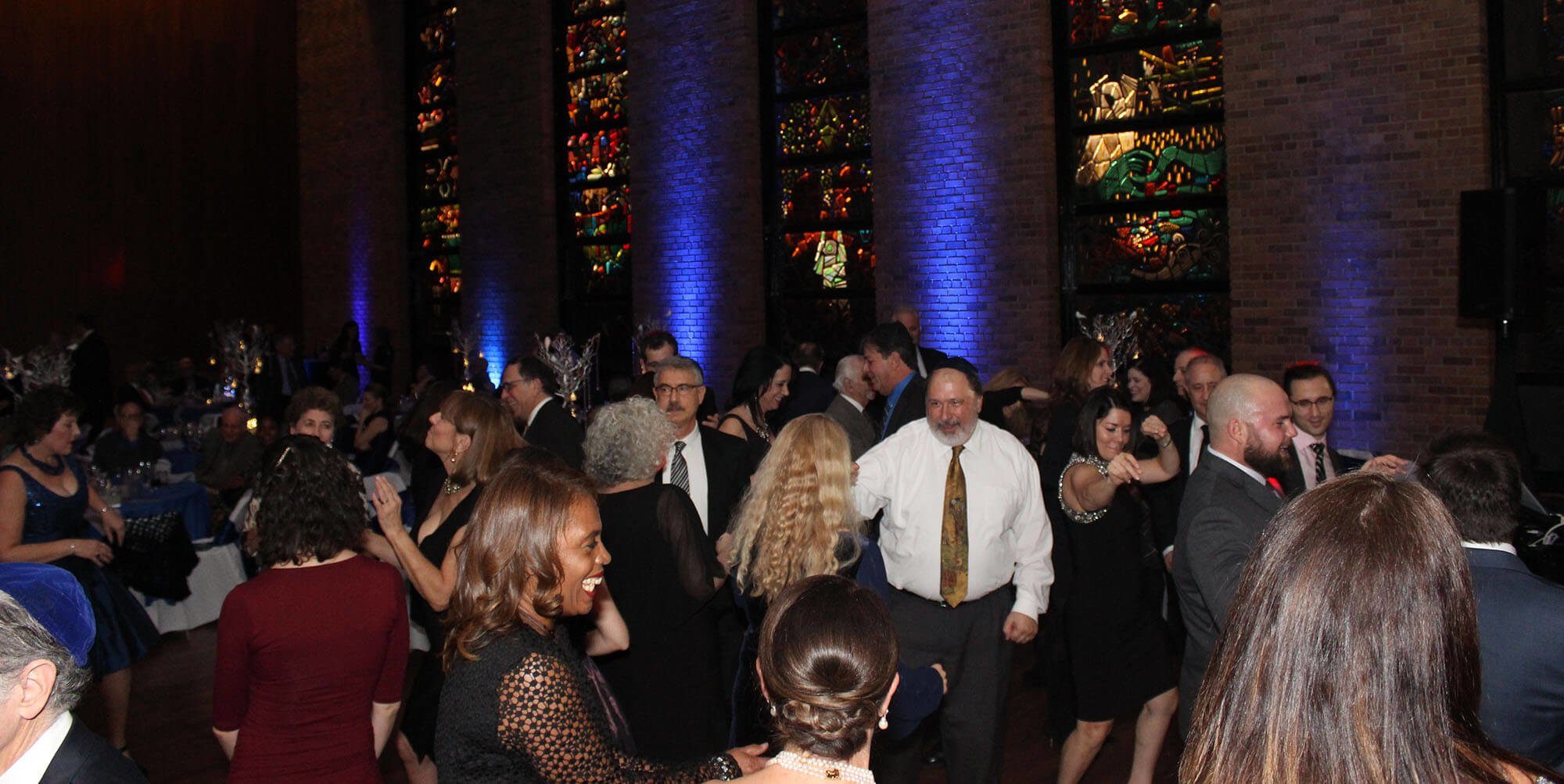 West Suburban Temple Har Zion's 50th Anniversary Gropper Windows Gala