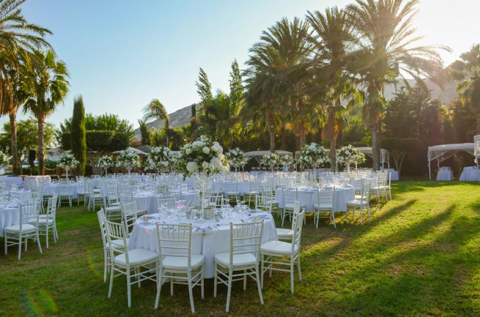Top Tips for Hosting an Outdoor Event