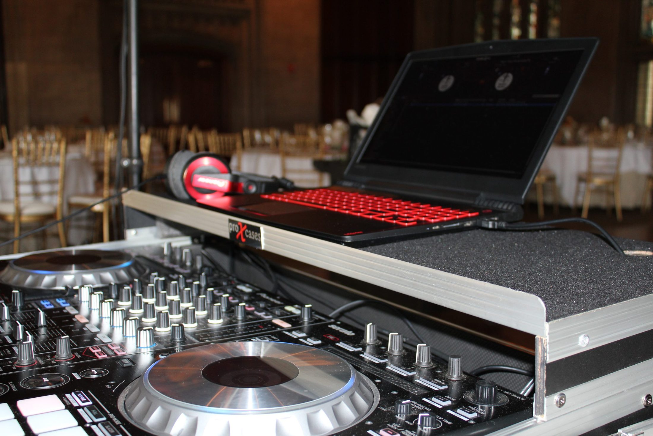 DJ table