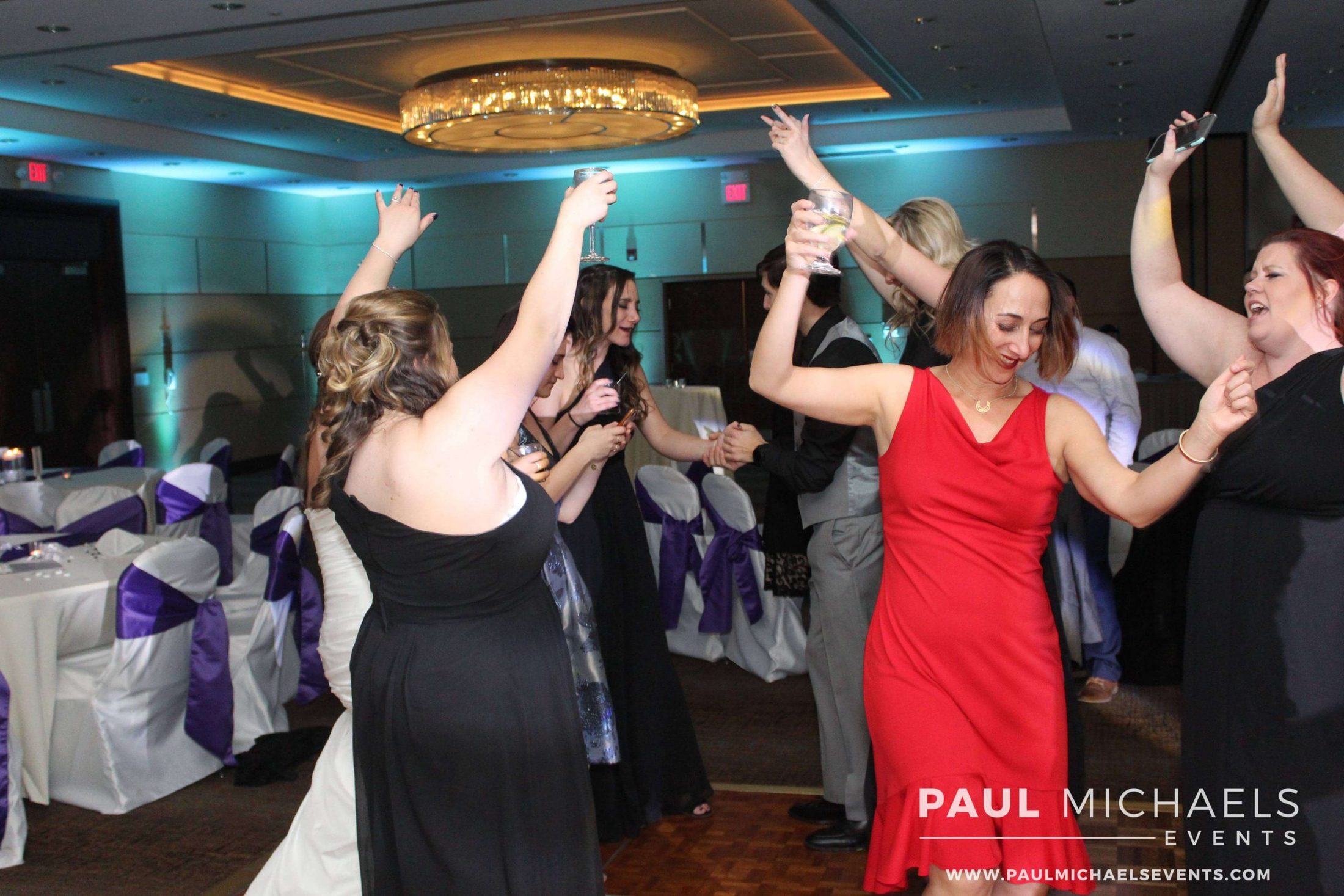 Guests dancing at a Chicago wedding