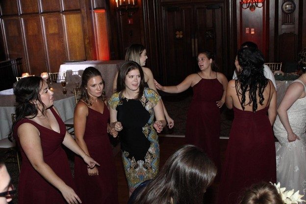 6 Ways To Keep Guests Happy On Your Wedding Day