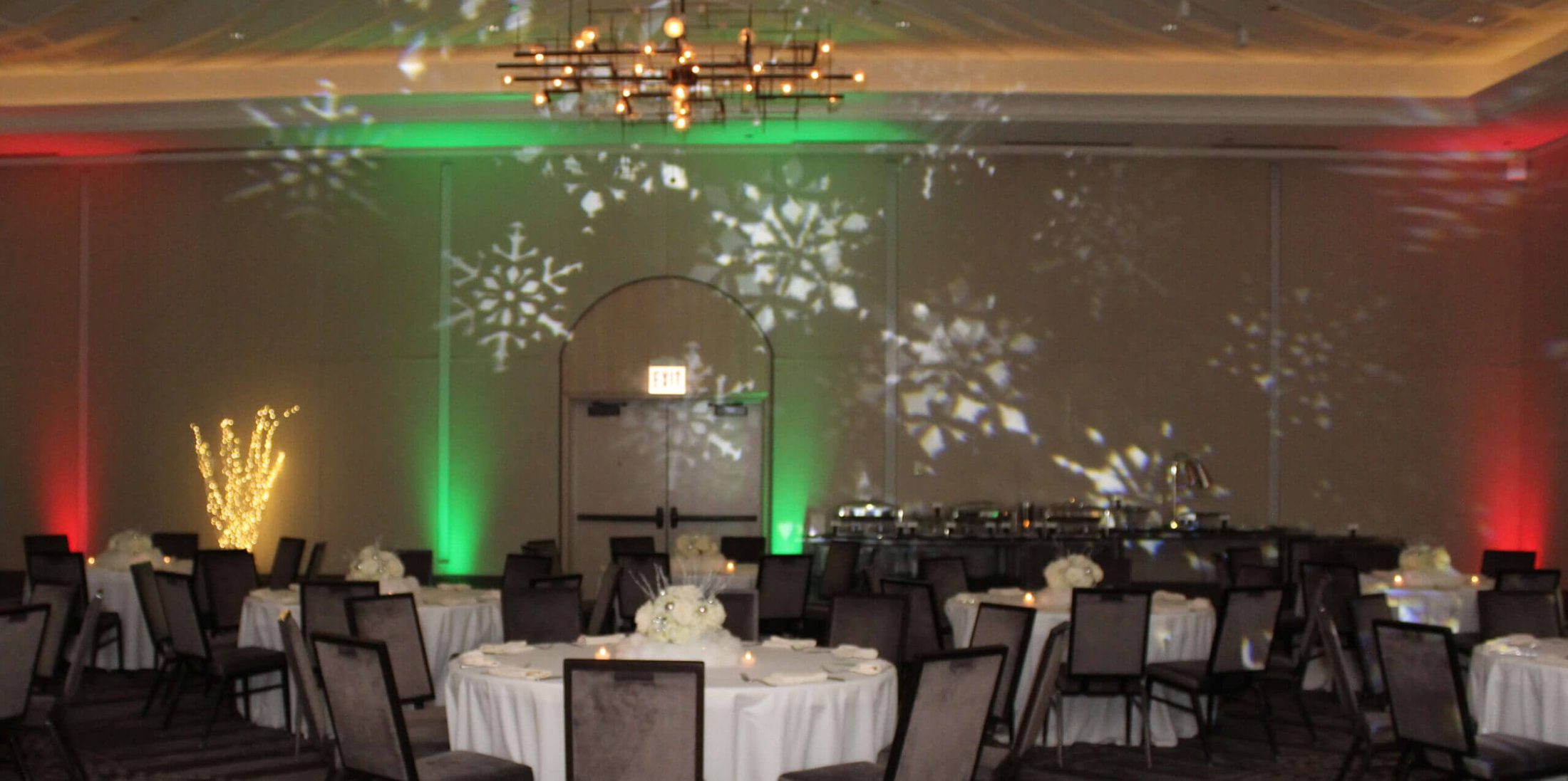 The best corporate holiday party DJ in Chicago